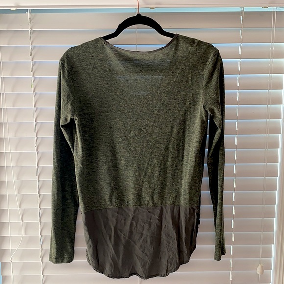 NEVER WORN ZARA LONG SLEEVE - Picture 3 of 3